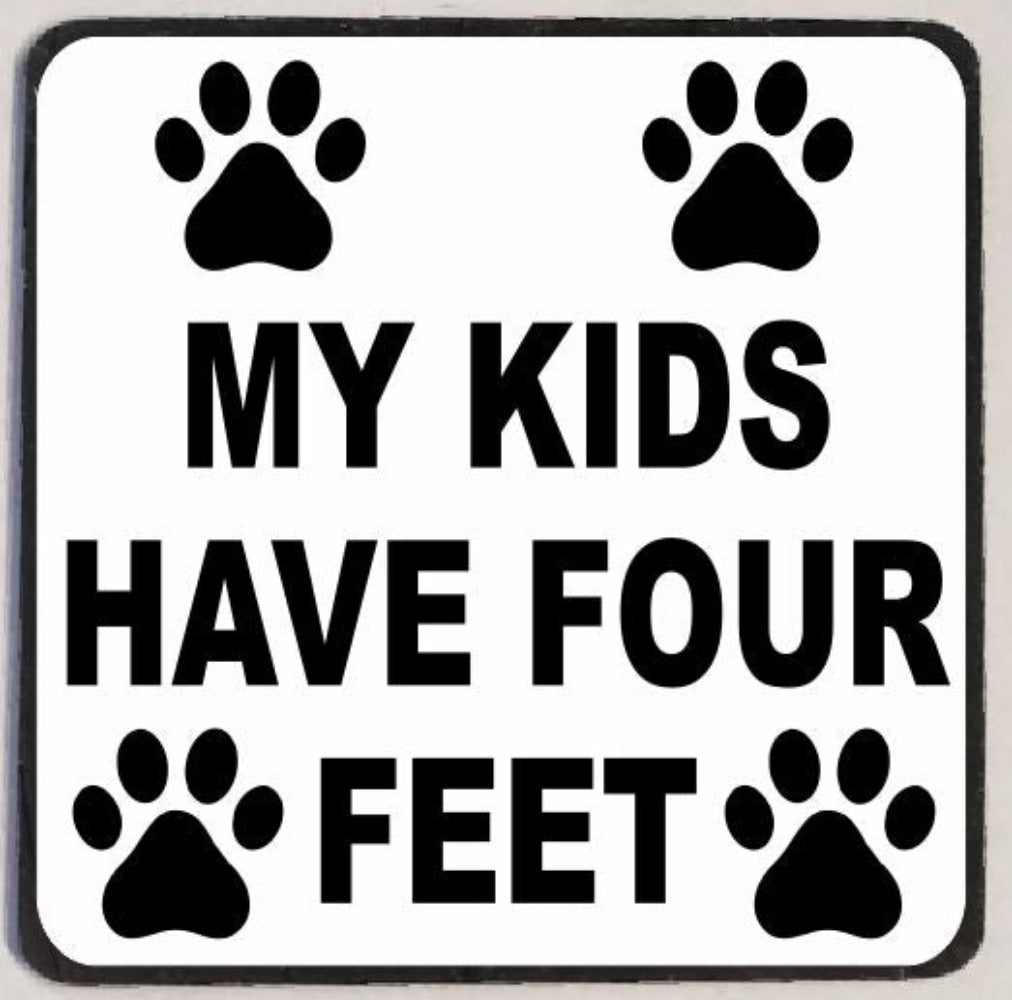M31 My Kids Have 4 Feet - Iris Fashion Jewelry